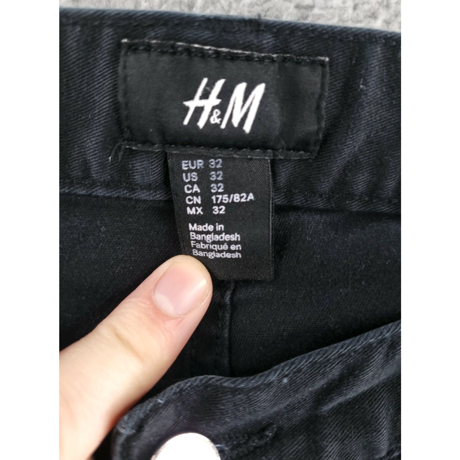 H&M H&M Slim Skinny Jeans Mens 32x29 Black Denim Button Fly Jeans Slim Mens 32 Blue Vintage No Size US 32 / EU 48 - 3 Thumbnail