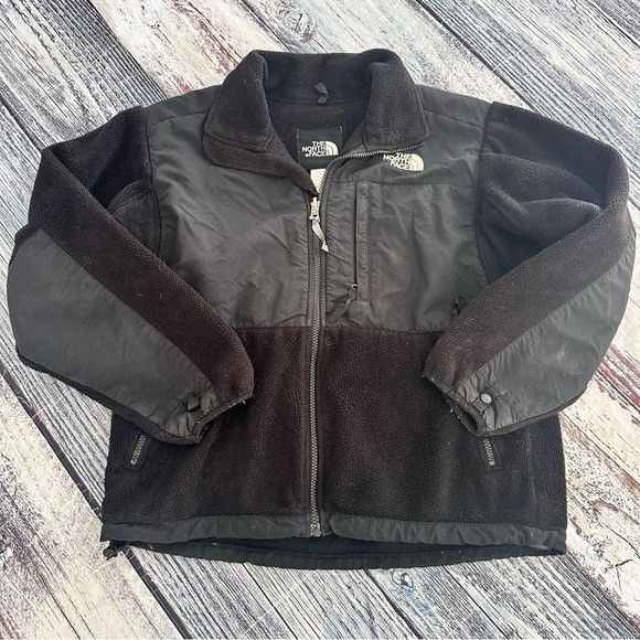 The North Face Vintage The North Face Denali Women's Black Fleece Jacket Size S / US 4 / IT 40 - 2 Thumbnail
