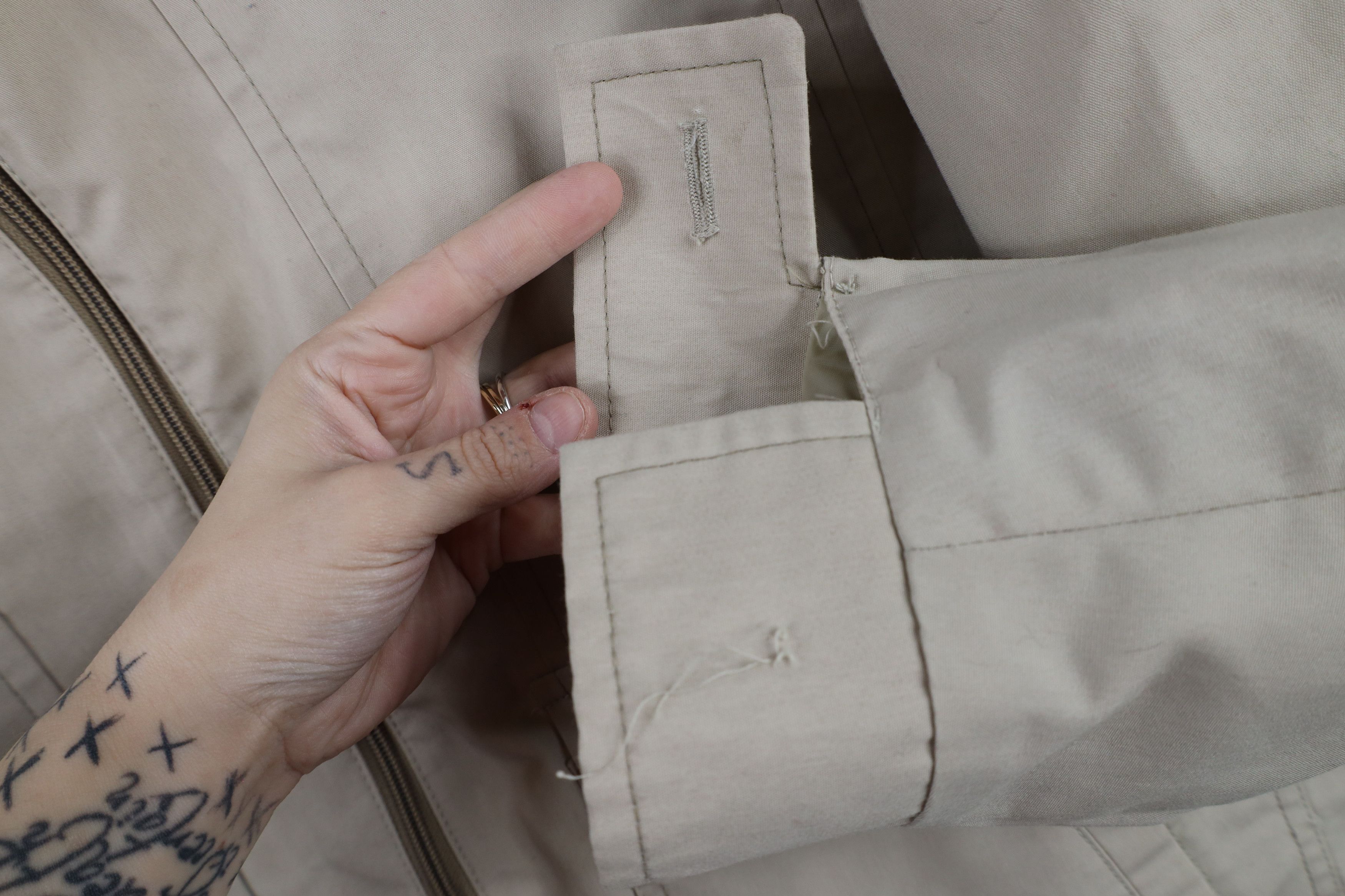 Vintage Vintage 70s Streetwear Full Zip Bomber Jacket Beige USA Size US L / EU 52-54 / 3 - 8 Thumbnail