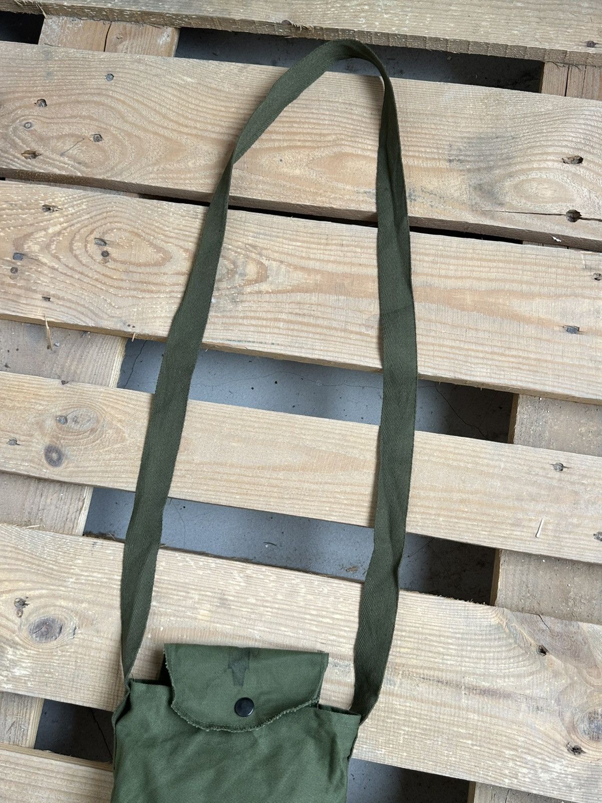 Vintage Vintage 90s 5.56mm F1 Ball Khaki Ammo Shoulder Bag Size ONE SIZE - 3 Thumbnail