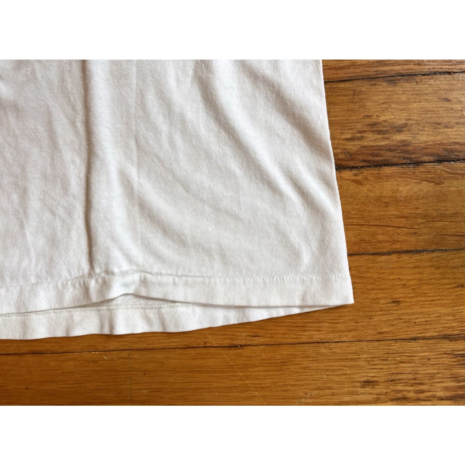Umbro VINTAGE Umbro Shirt Men’s M White 90s Graphic Print Logo Short Sleeve Crew Neck Cotton Jersey Men Size US M / EU 48-50 / 2 - 6 Thumbnail