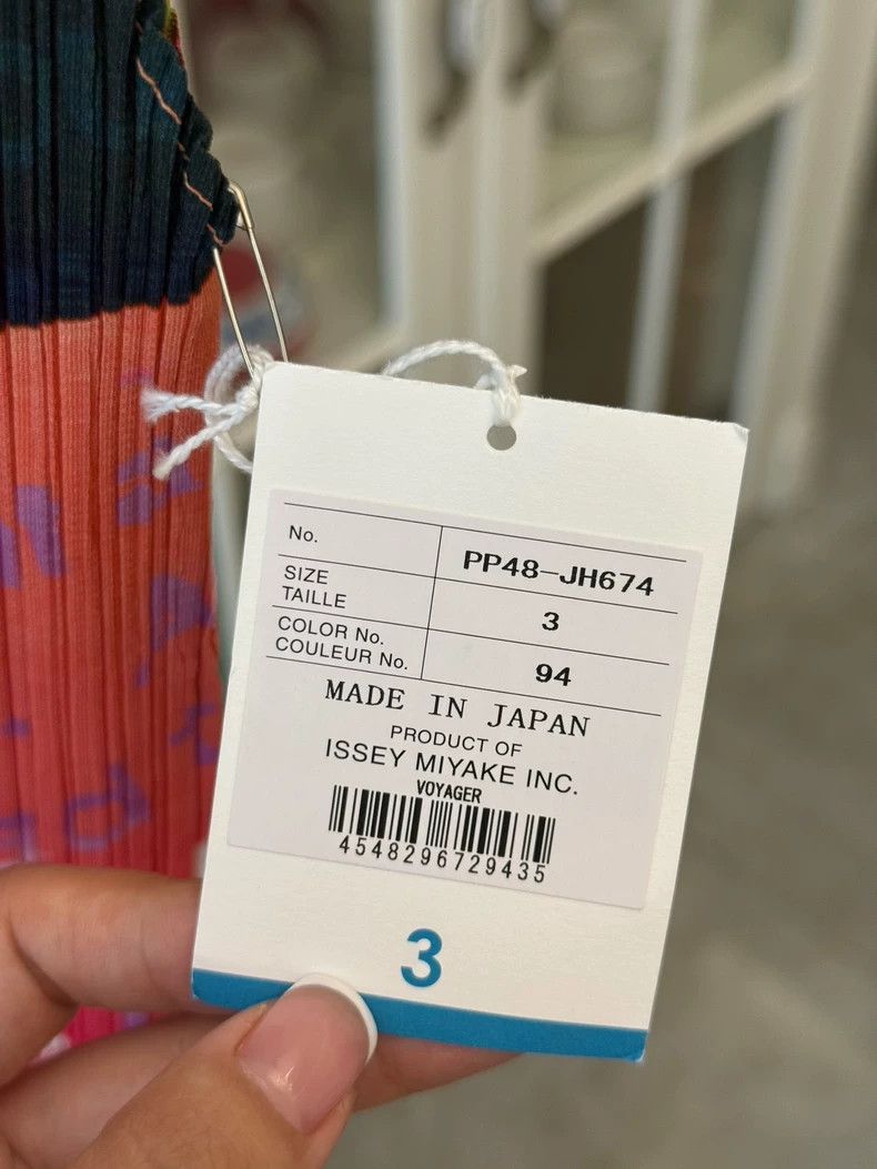 Issey Miyake Issey Miyake Red pleated skirt for space travelers Size L / US 10 / IT 46 - 3 Thumbnail