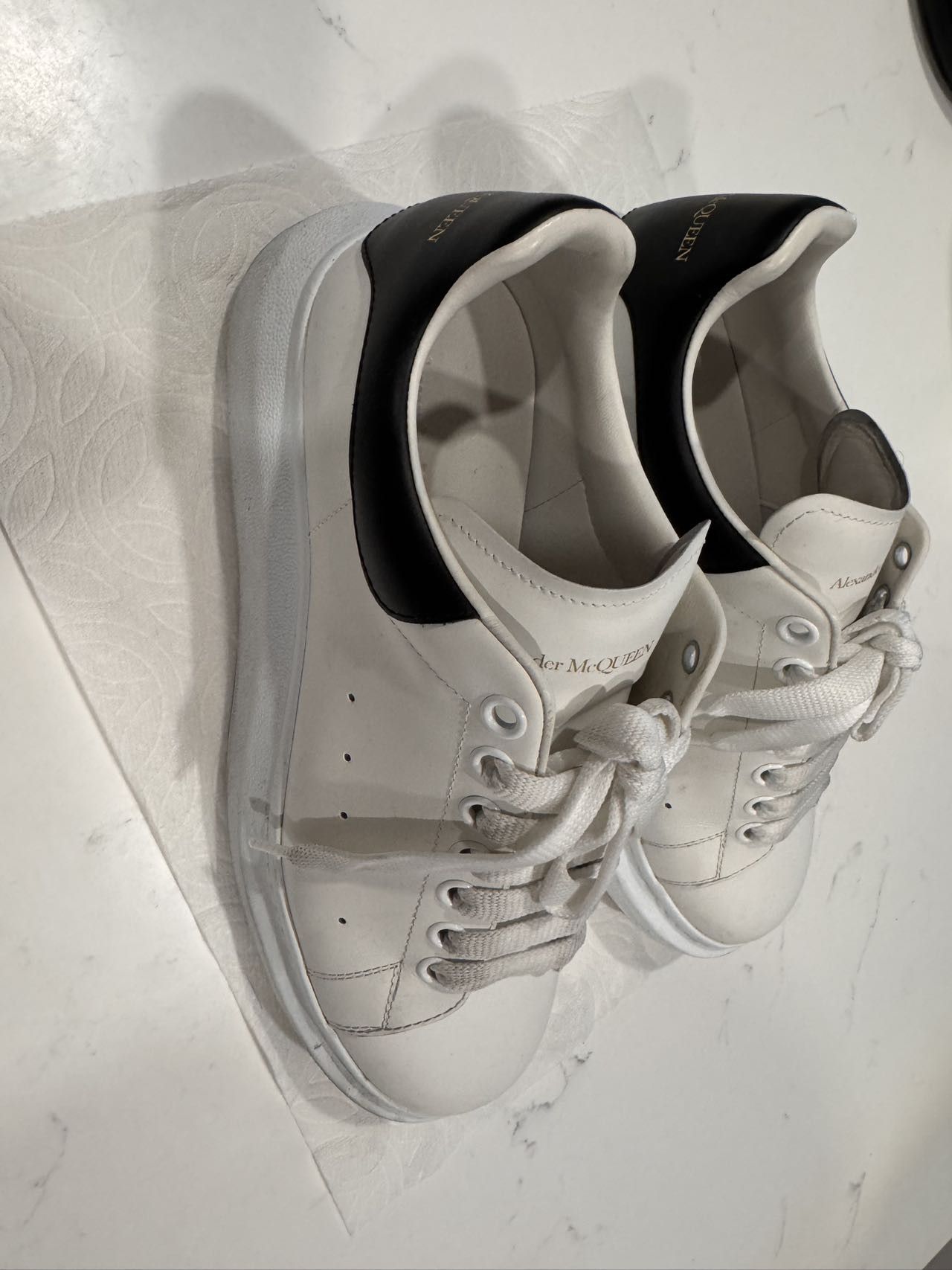 Alexander McQueen Alexander McQueen Oversized Lace-Up Sneakers Size US 8 / EU 41 - 2 Thumbnail