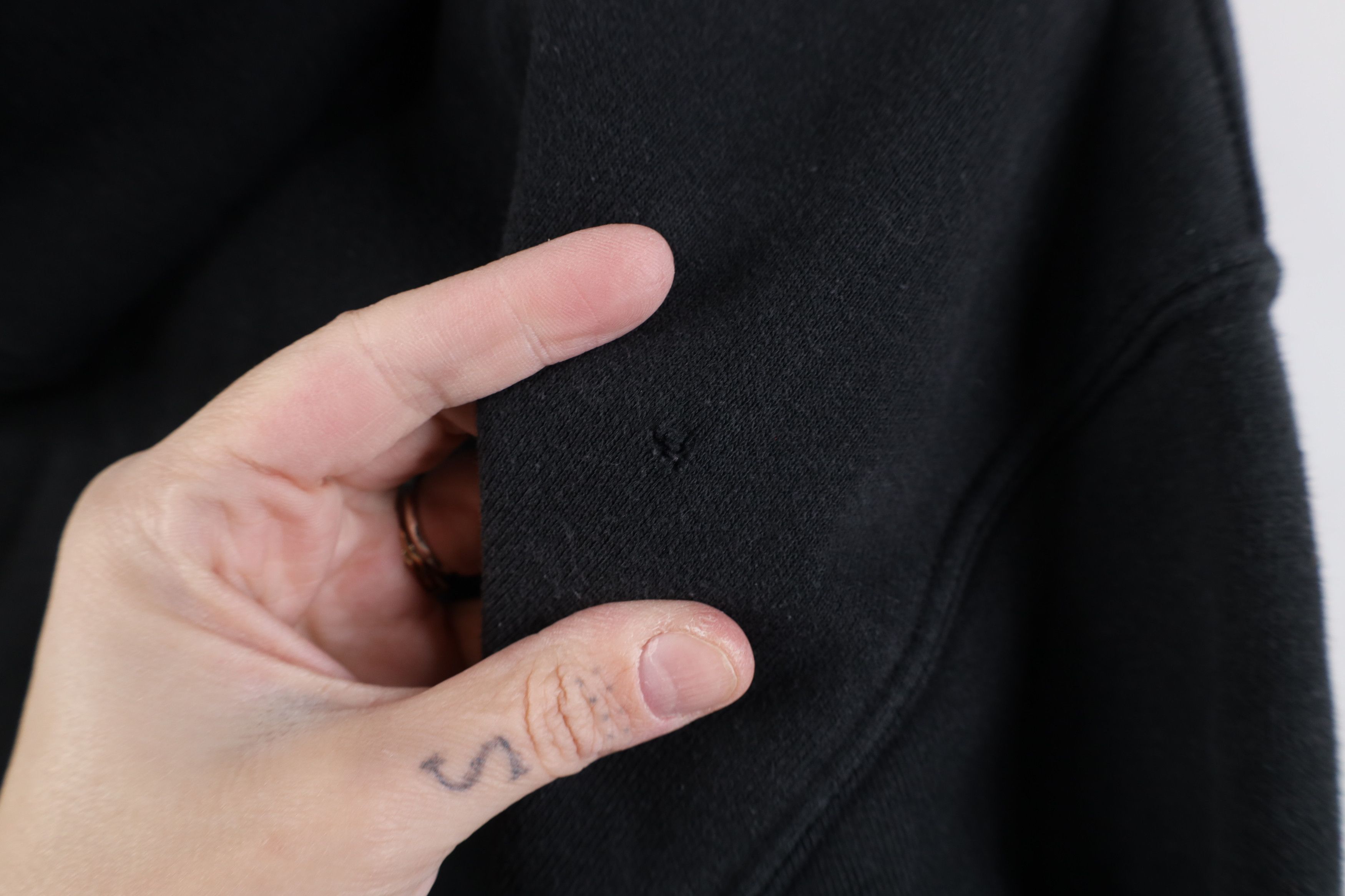 Carhartt Vintage Y2K Carhartt Spell Out Heavyweight Hoodie Black Size US S / EU 44-46 / 1 - 12 Thumbnail