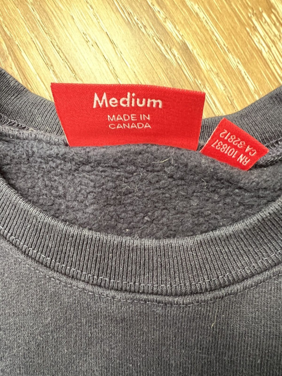 Supreme Supreme dont be a dick crewneck Size US M / EU 48-50 / 2 - 4 Thumbnail