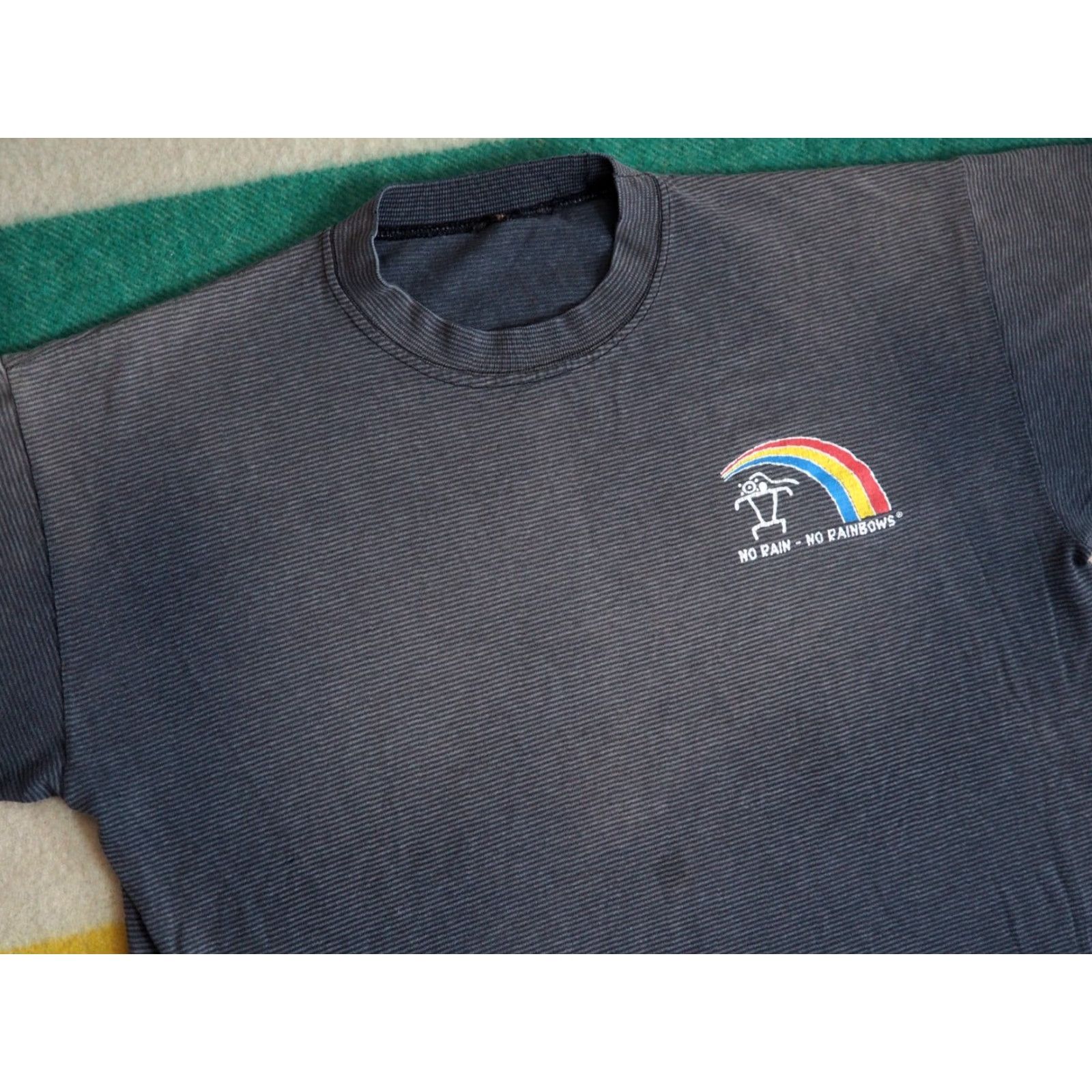 Rains VTG 90s Kimo Maui Hawaii Rules No Rain Gray Striped Faded Tee T-Shirt Mens L Size US L / EU 52-54 / 3 - 3 Thumbnail