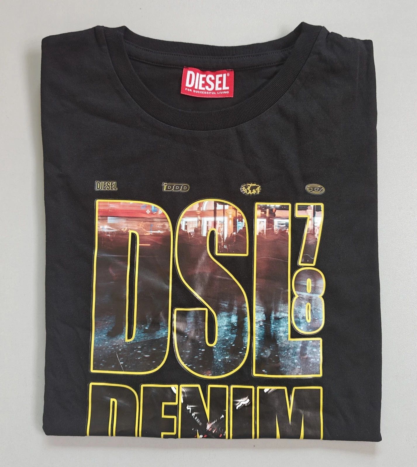 DIESEL Black T-shirt with DSL 78 Denim print T 4189