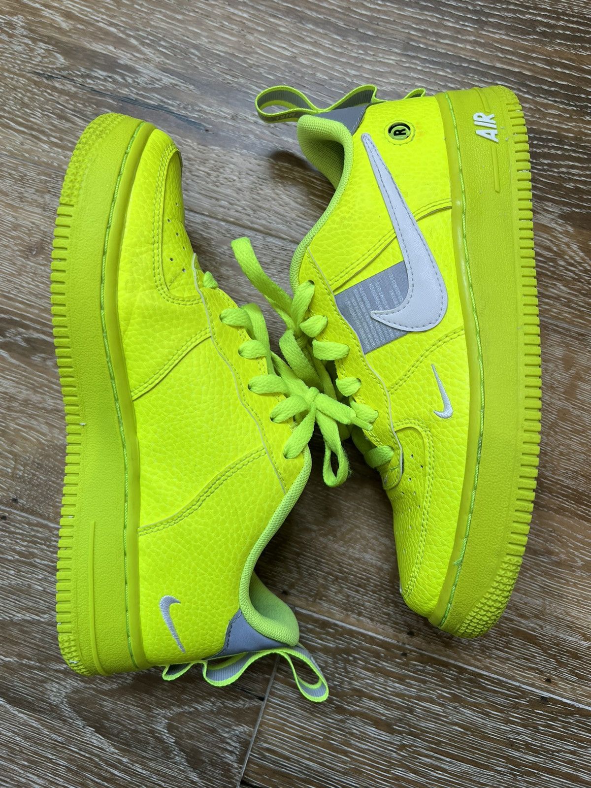 Nike Nike Air Force 1 LV8 Utility Volt (GS) Size US 6.5 / IT 36.5 - 3 Thumbnail