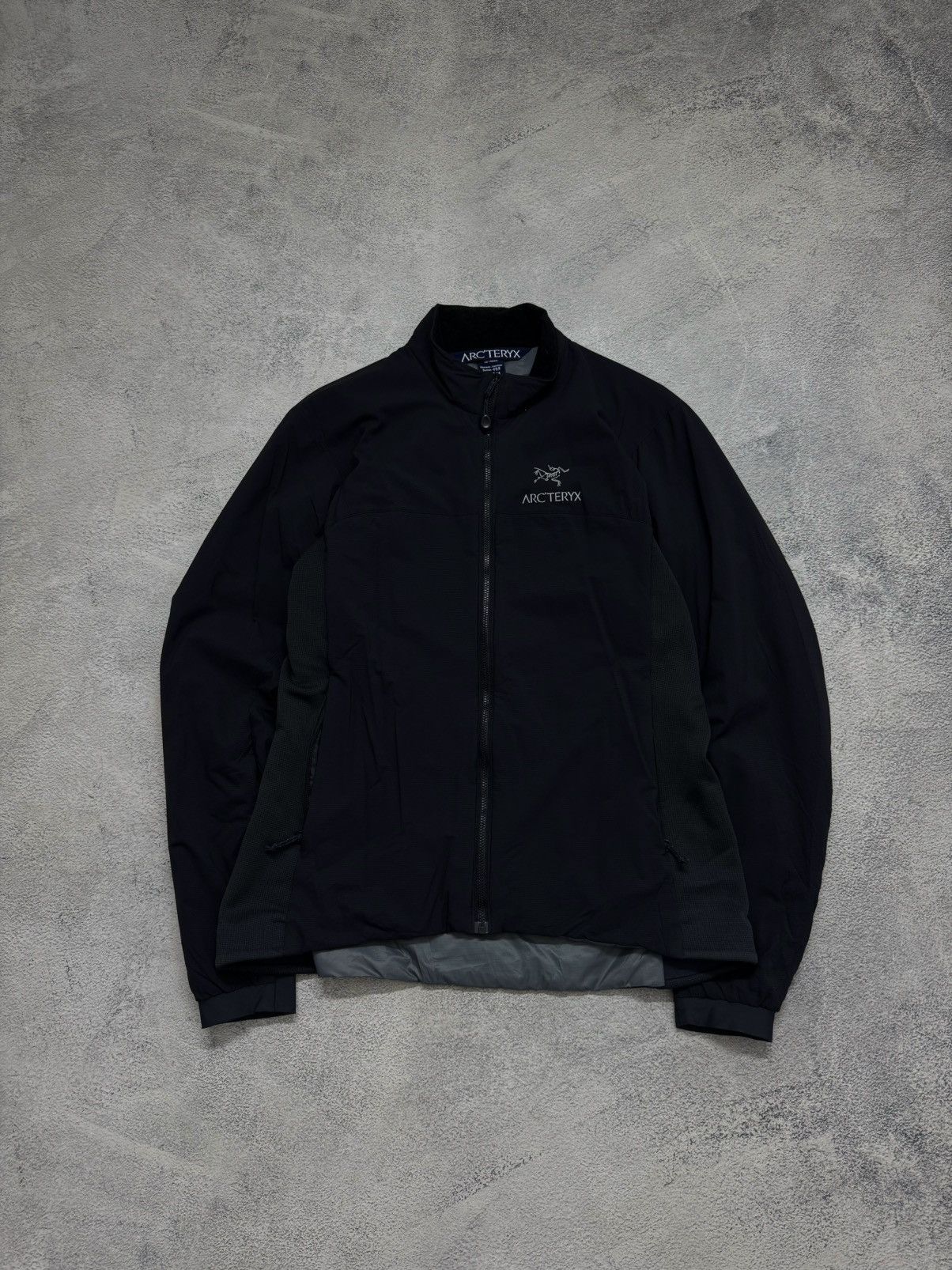 Arc'teryx Vintage Y2k Arc’teryx Nylon Reflective Logo Jacket 00’s Size L / US 10 / IT 46 - 1 Thumbnail