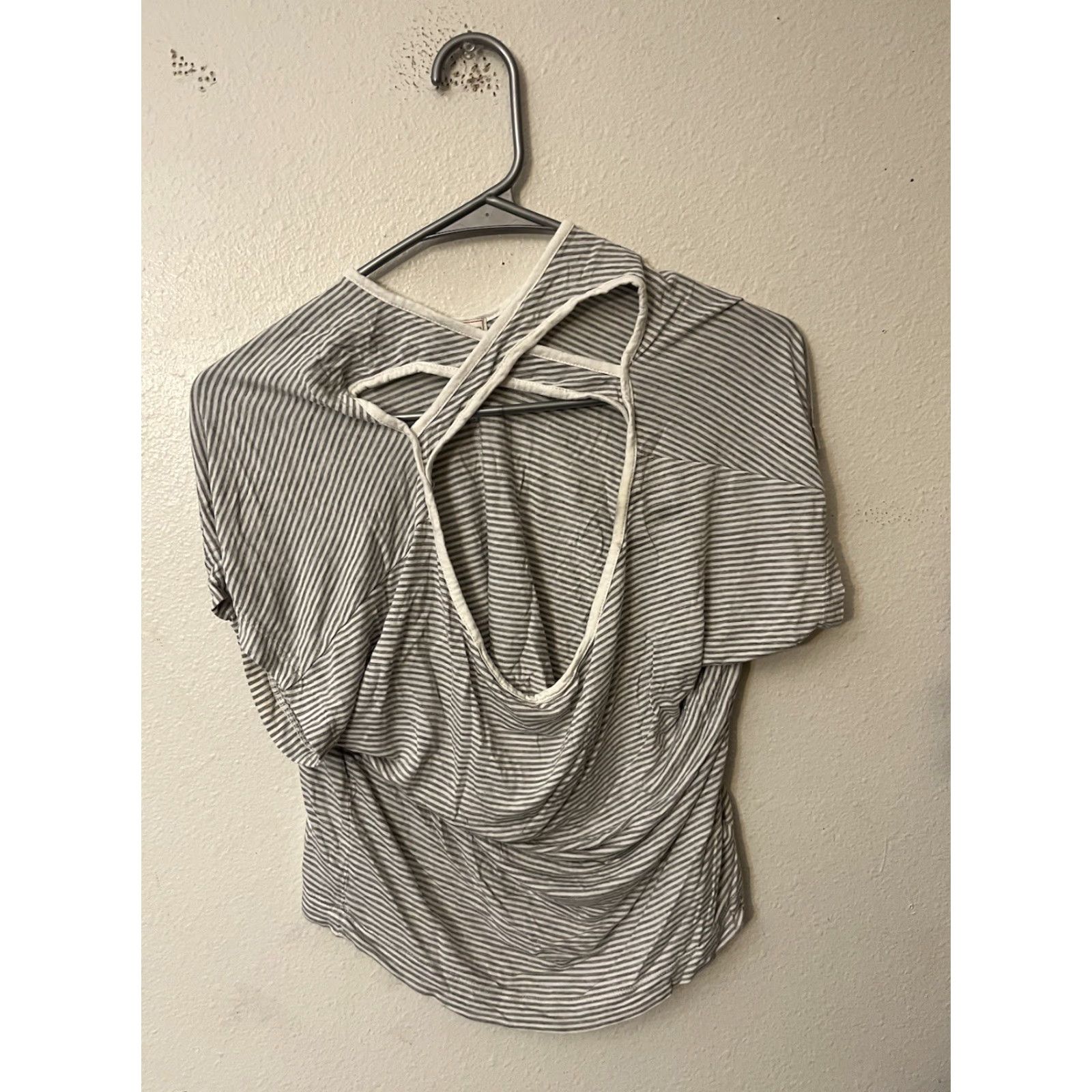 Gap Gap Tank XS Gray Stripe Sleeveless T Shirt Top Rayon Crossback Tee - Womens, Knit, Shirt Size XS / US 0-2 / IT 36-38 - 2 Thumbnail