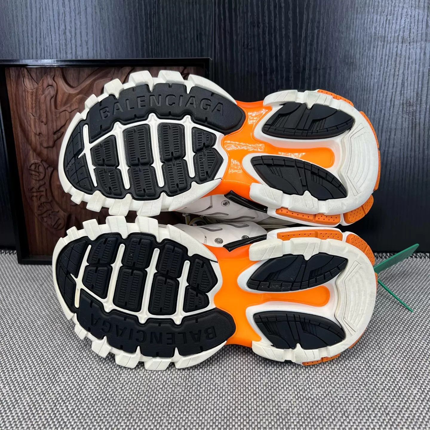 Balenciaga Balenciaga Track White Orange Women's 34 Near New Box Size US 4 / IT 34 - 8 Thumbnail