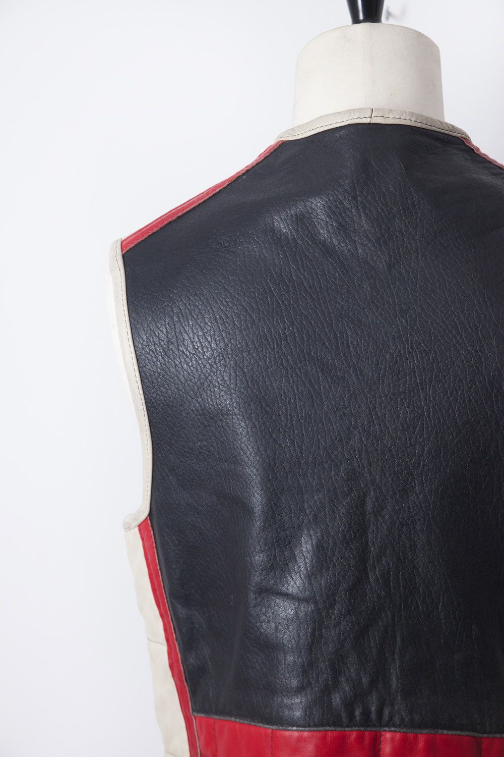 Vintage 1990's riding leather vest Size US S / EU 44-46 / 1 - 5 Thumbnail