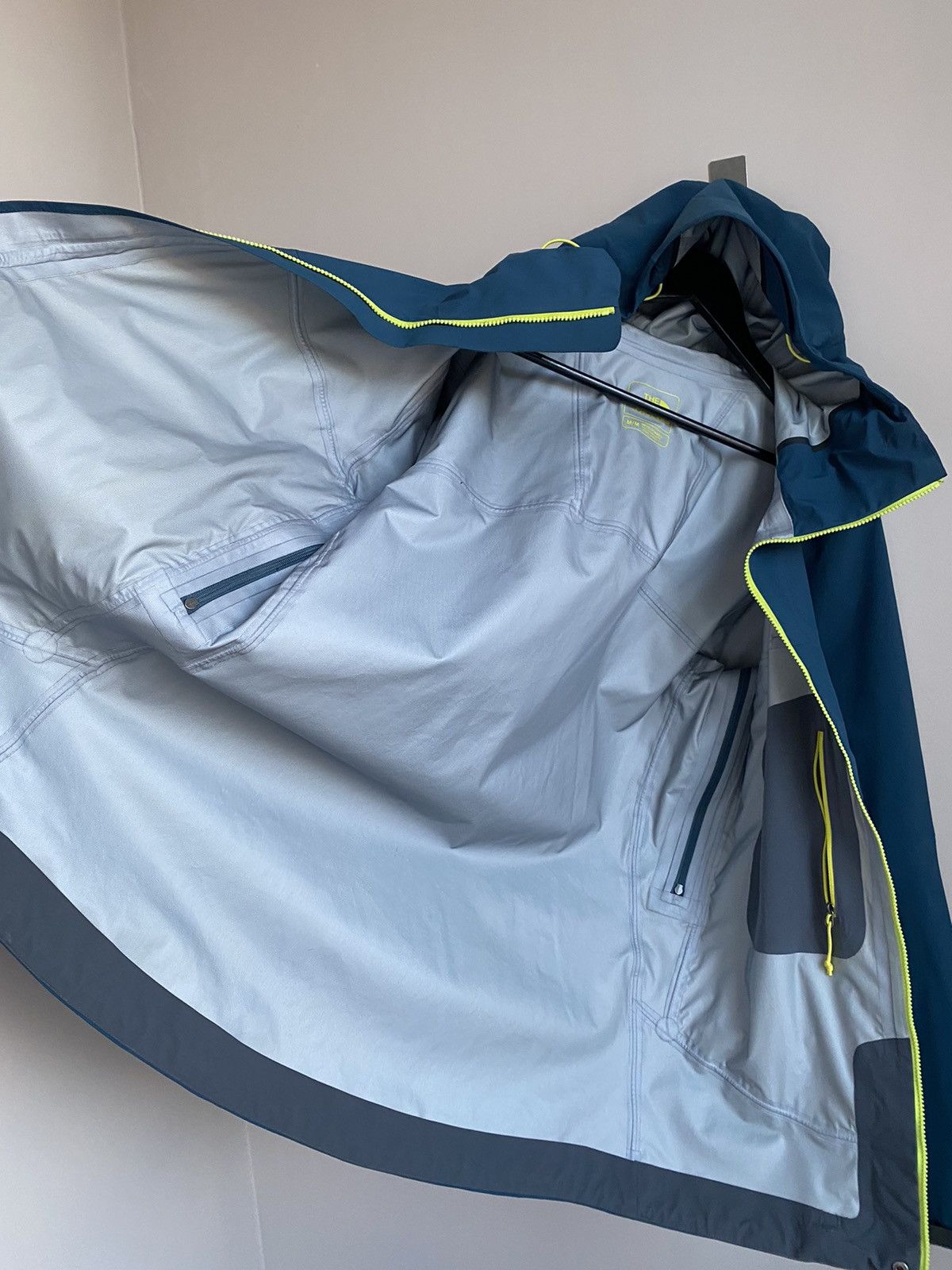 The North Face The North Face gore-tex men's jacket Size US M / EU 48-50 / 2 - 8 Thumbnail