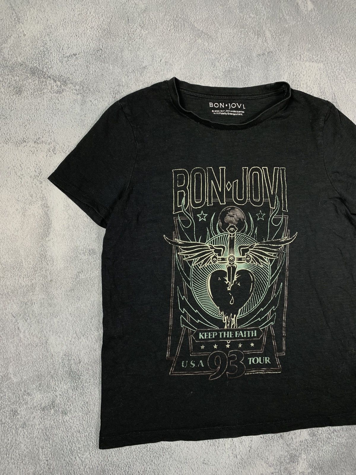Band Tees Vintage Y2K faded Bon Jovi band tee biglogo tour streetwear Size US S / EU 44-46 / 1 - 2 Thumbnail