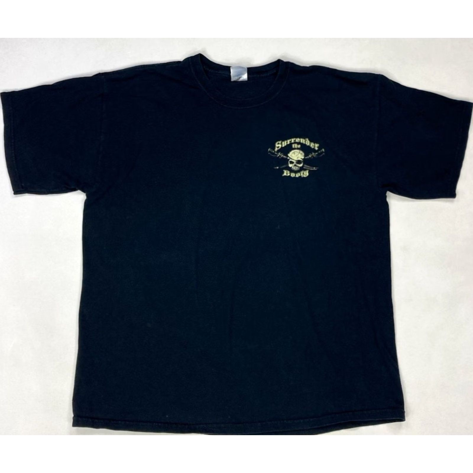 Gildan Gildan Surrender The Booty T-Shirt Men XL Black Skull Graphic Print Crew Neck Short Sleeve Shirt Size US XL / EU 56 / 4 - 3 Thumbnail