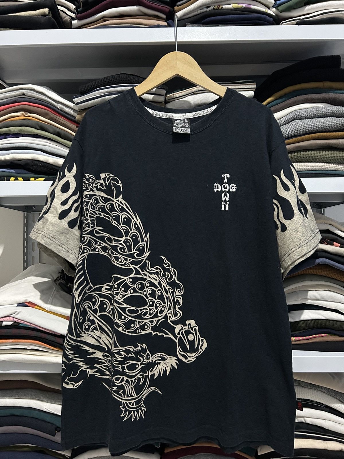 Kamakura DOGTOWN DRAGON TSHIRT Size US XXL / EU 58 / 5 - 1 Thumbnail