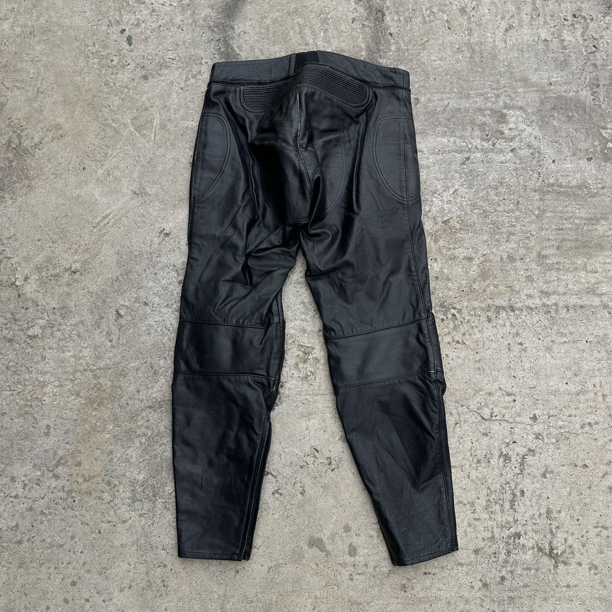 Vintage Vintage Moto Leather Pants Size 54 Style USA Y2K 00s Size US 38 / EU 54 - 2 Thumbnail