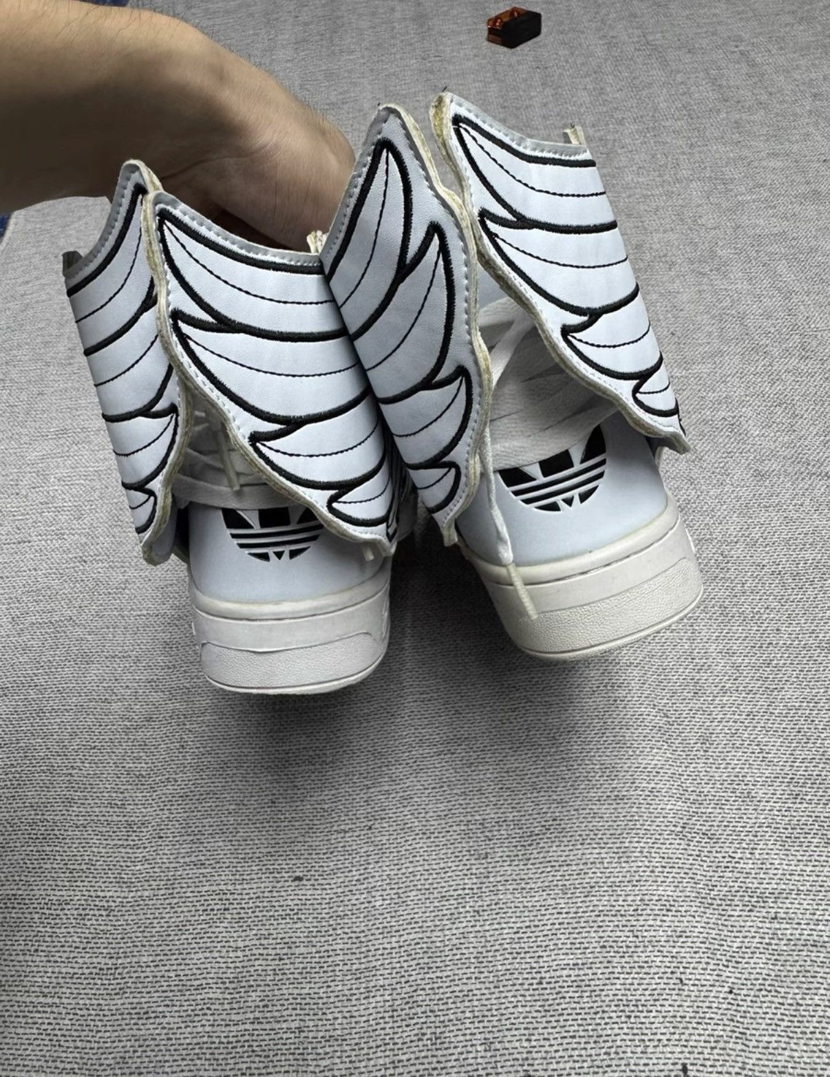 Adidas Adidas Jeremy Scott Wings 2.0 Pure White K37 Size US 9.5 / EU 42-43 - 4 Thumbnail