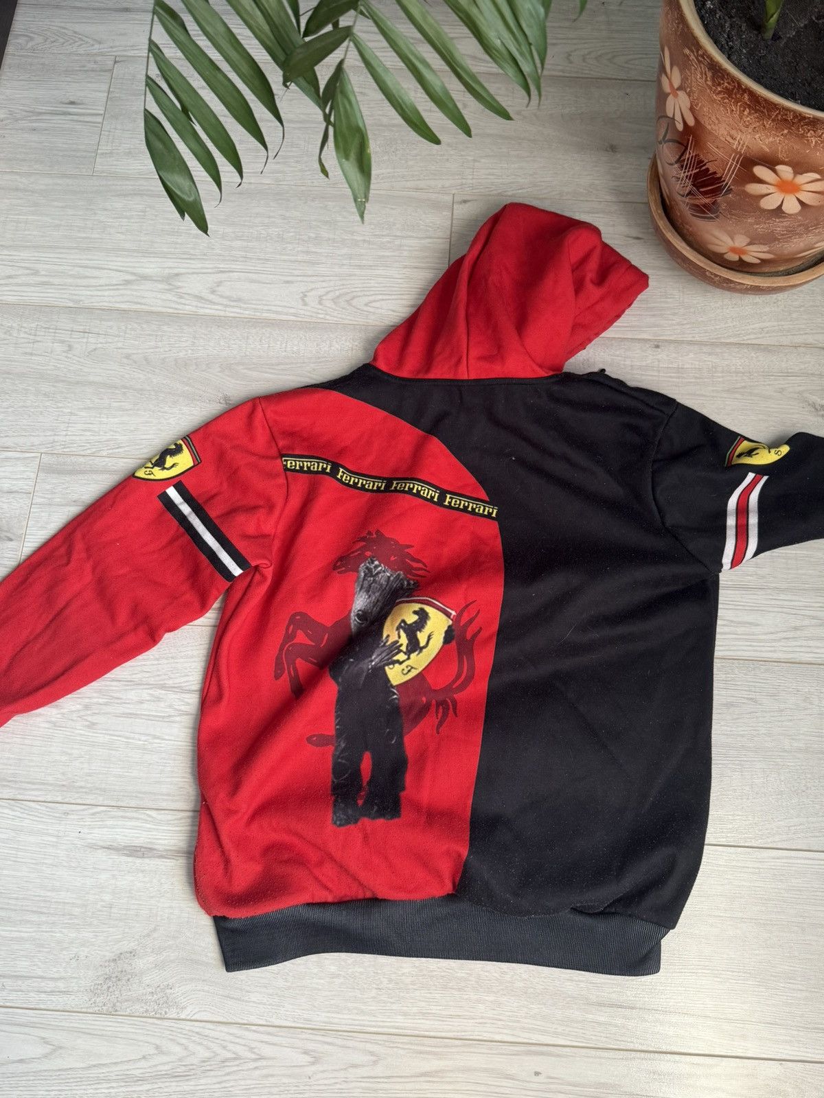 Ferrari Vintage Ferrari I’m Groot hoodie Size US M / EU 48-50 / 2 - 2 Thumbnail