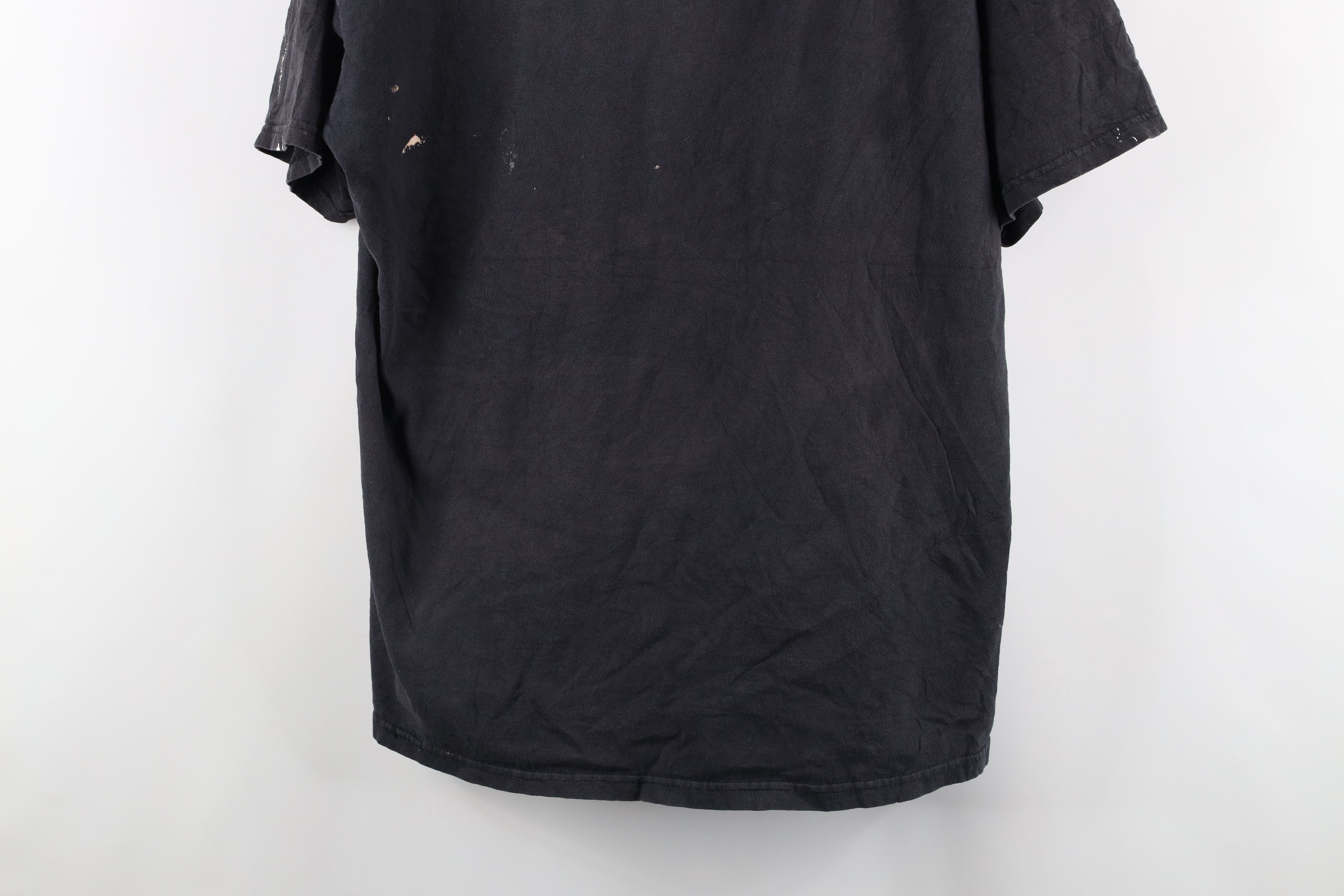 Vintage Vintage 90s Streetwear Spell Out Aliens In Black T-Shirt USA Size US L / EU 52-54 / 3 - 15 Thumbnail