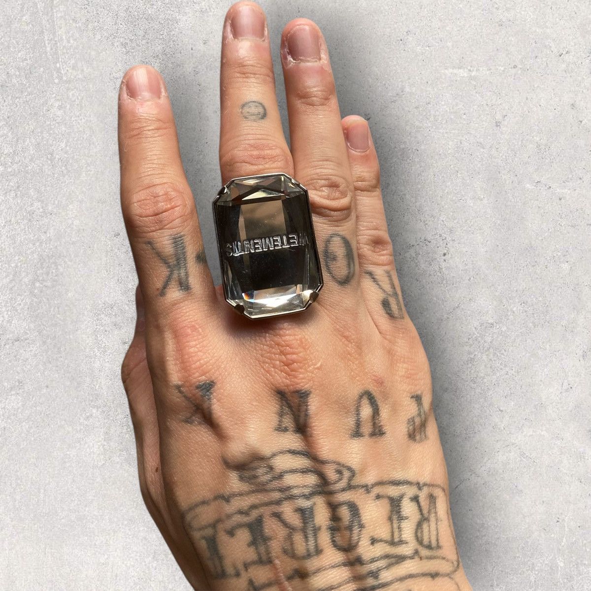Vetements Baguette Crystal Ring