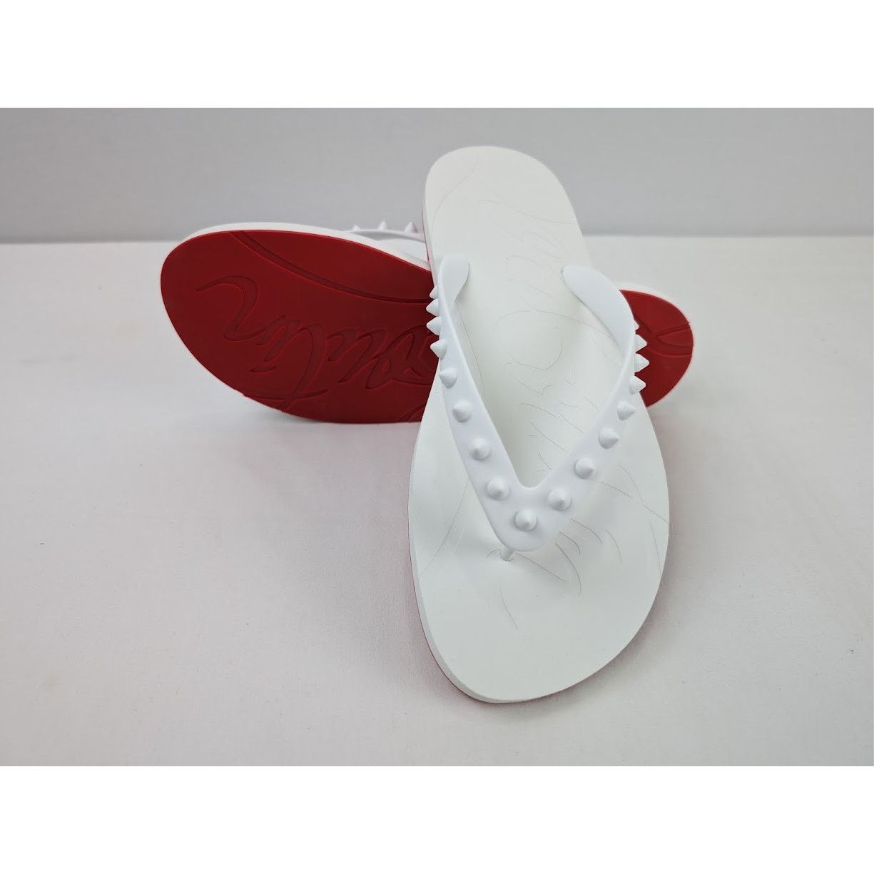 Christian Louboutin o1rshd1 Loubi Flip Flat Slippers in White Size US 10 / EU 43 - 13 Thumbnail