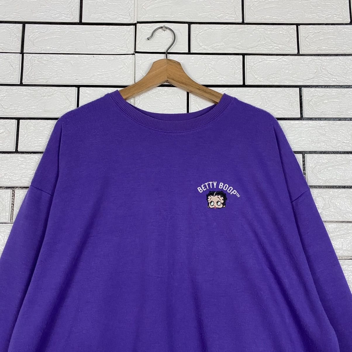 Japanese Brand Vintage Sweatshirt Betty Boop Big Logo Size US L / EU 52-54 / 3 - 4 Thumbnail