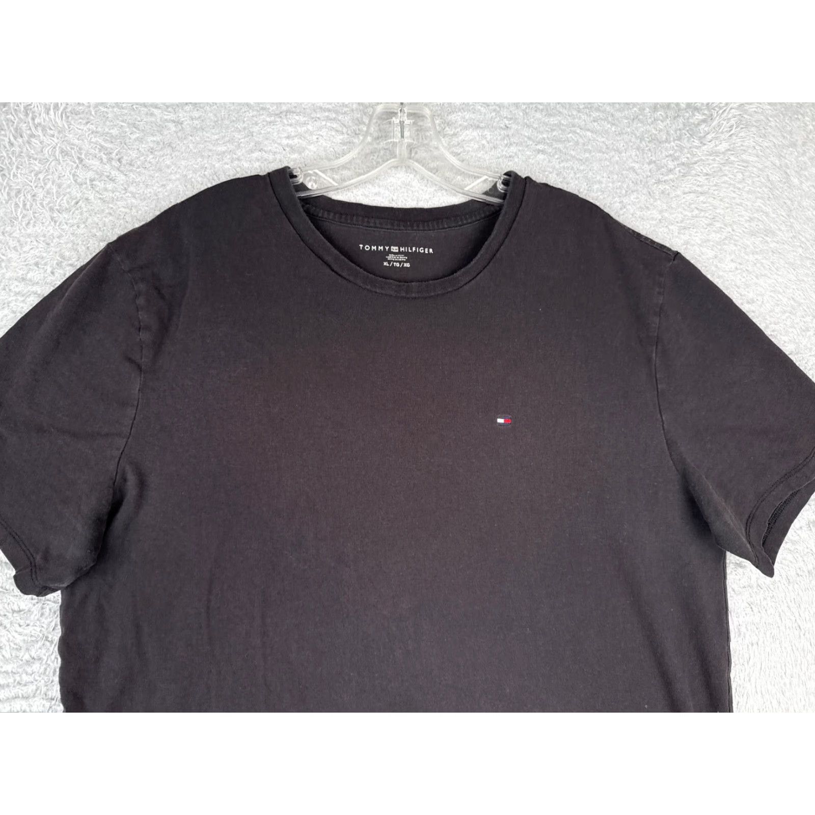 Tommy Hilfiger Tommy Hilfiger Shirt Adult XL Black Short Sleeve Crew Cotton Blend READ Size US XL / EU 56 / 4 - 4 Thumbnail