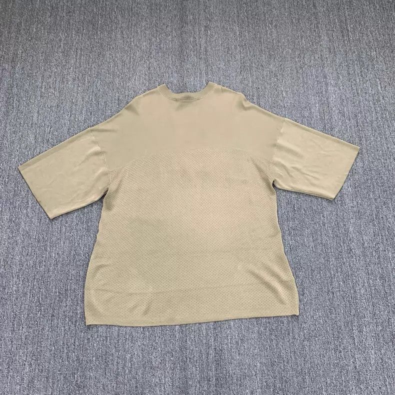 Louis Vuitton Louis Vuitton Gold Snakeskin Letter Ice Hockey Suit Short Size US XL / EU 56 / 4 - 2 Thumbnail