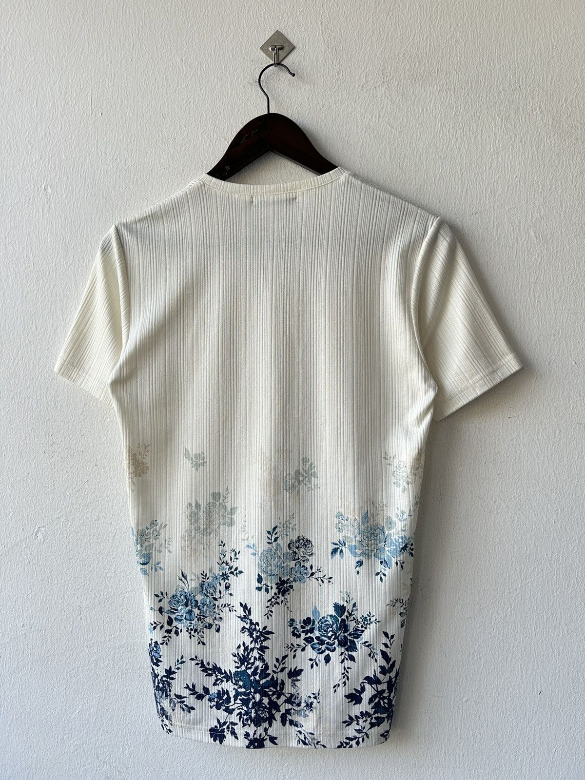 Tornado Mart Tornado Mart Flower Short Sleeve Size US XXS / EU 40 - 12 Thumbnail