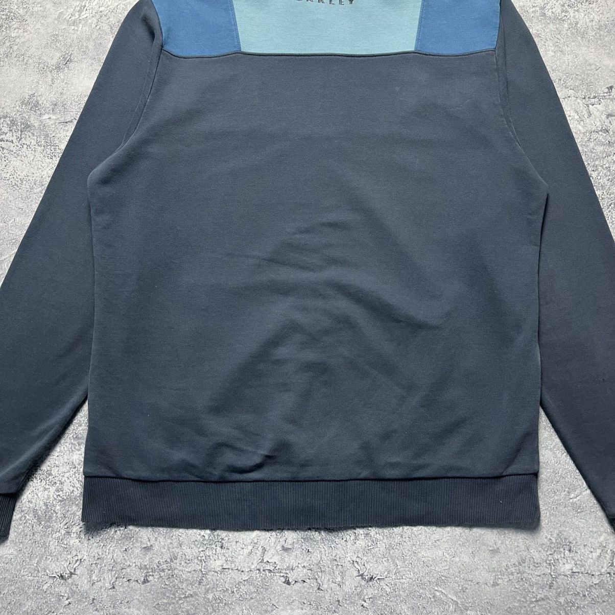 Oakley Vintage Oakley Blue Zip Hoodie Logo Streetwear Y2K Surf Size US M / EU 48-50 / 2 - 18 Thumbnail