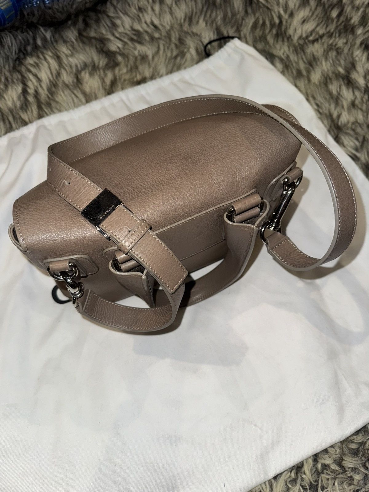 Givenchy Givenchy Grained Calfskin Medium Pandora Pure Flap Bag Size ONE SIZE - 12 Thumbnail