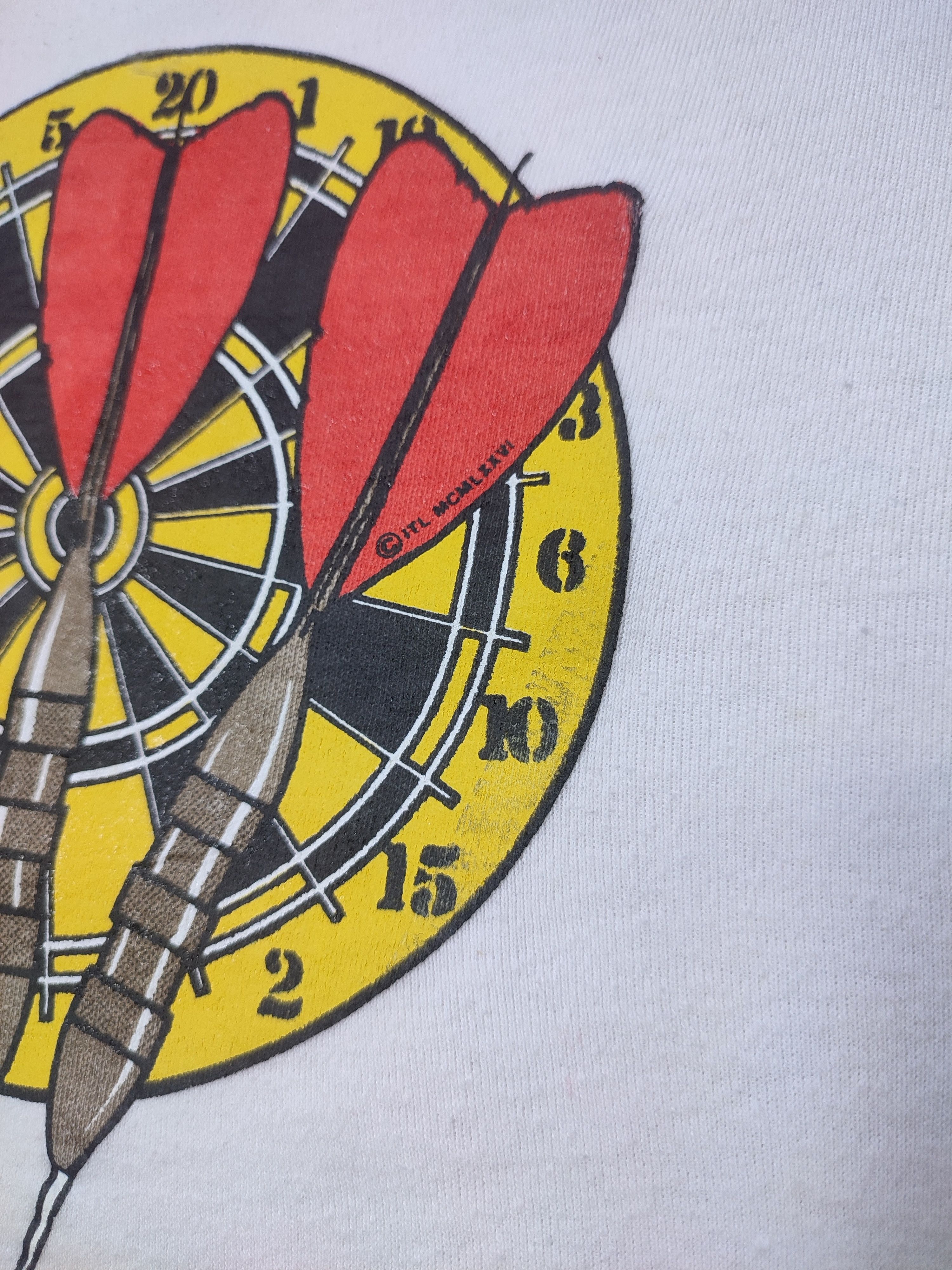 Vintage Greyhound Ian D Vintage Dartboard Graphic Tee Portugal Size US S / EU 44-46 / 1 - 5 Thumbnail