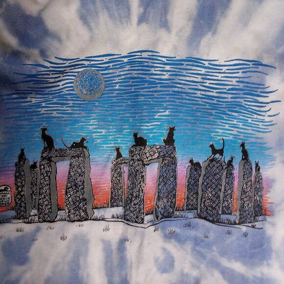 Vintage Cats At Stonehenge Kitten Reverse Tie Dye T-Shirt