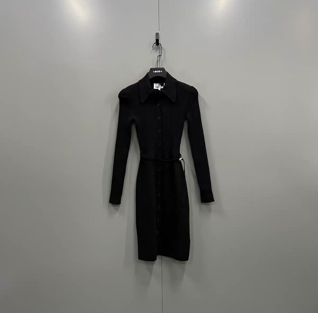 Burberry Burberry Black Slim-fit Knitted Dress J41 Size XXS / US 00 / IT 34 - 1 Thumbnail