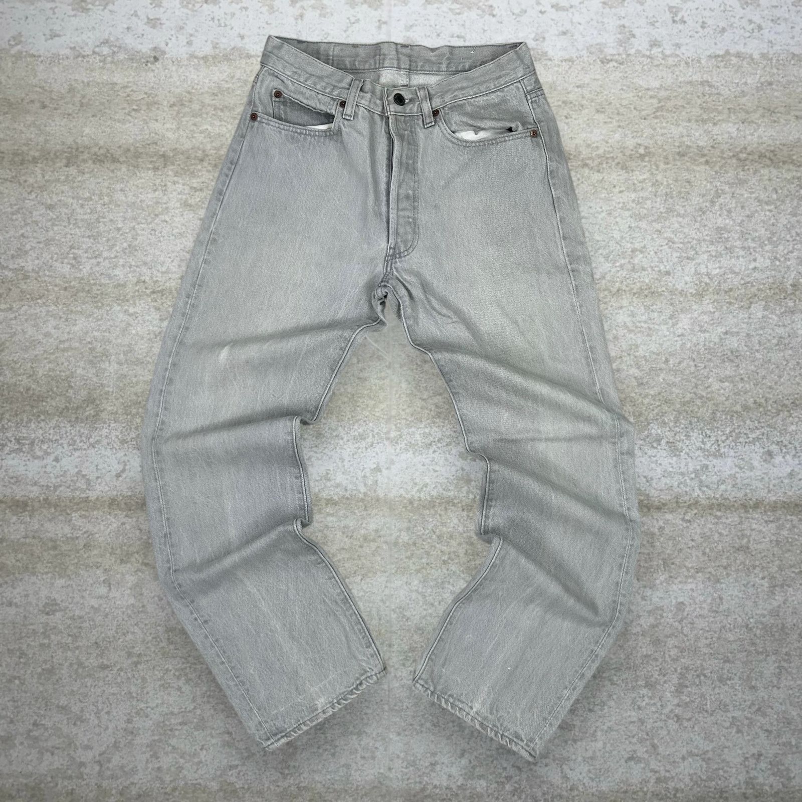 True Vintage 70s Levis Jeans 501 31x30 Regular Straight Grey