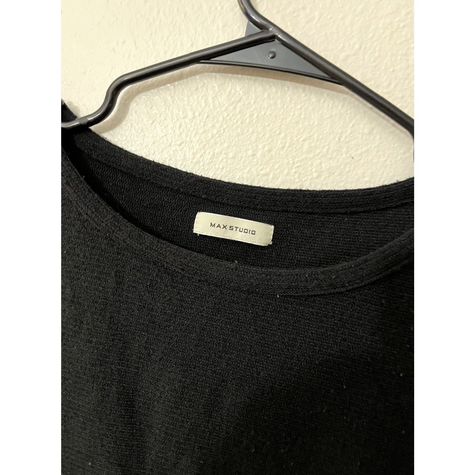 Vintage Max Studio Sweater Womens Medium Black Polyester Blend Short Sleeve Buttons Pullover Size M / US 6-8 / IT 42-44 - 2 Thumbnail