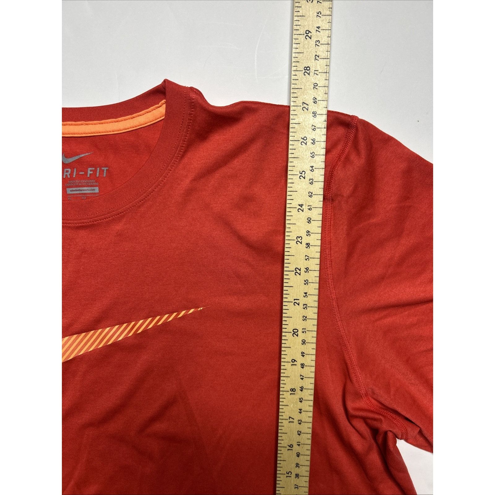 Nike Nike T-Shirt Red Dri-Fit Light Weight Activewear Men Size XL Size US XL / EU 56 / 4 - 8 Thumbnail