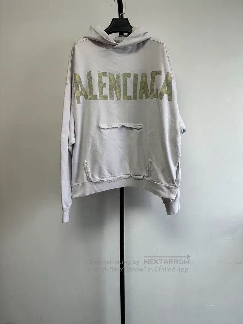 Balenciaga Balenciaga Ripped Letter Printed Hooded Sweatshirt Size US S / EU 44-46 / 1 - 1 Thumbnail
