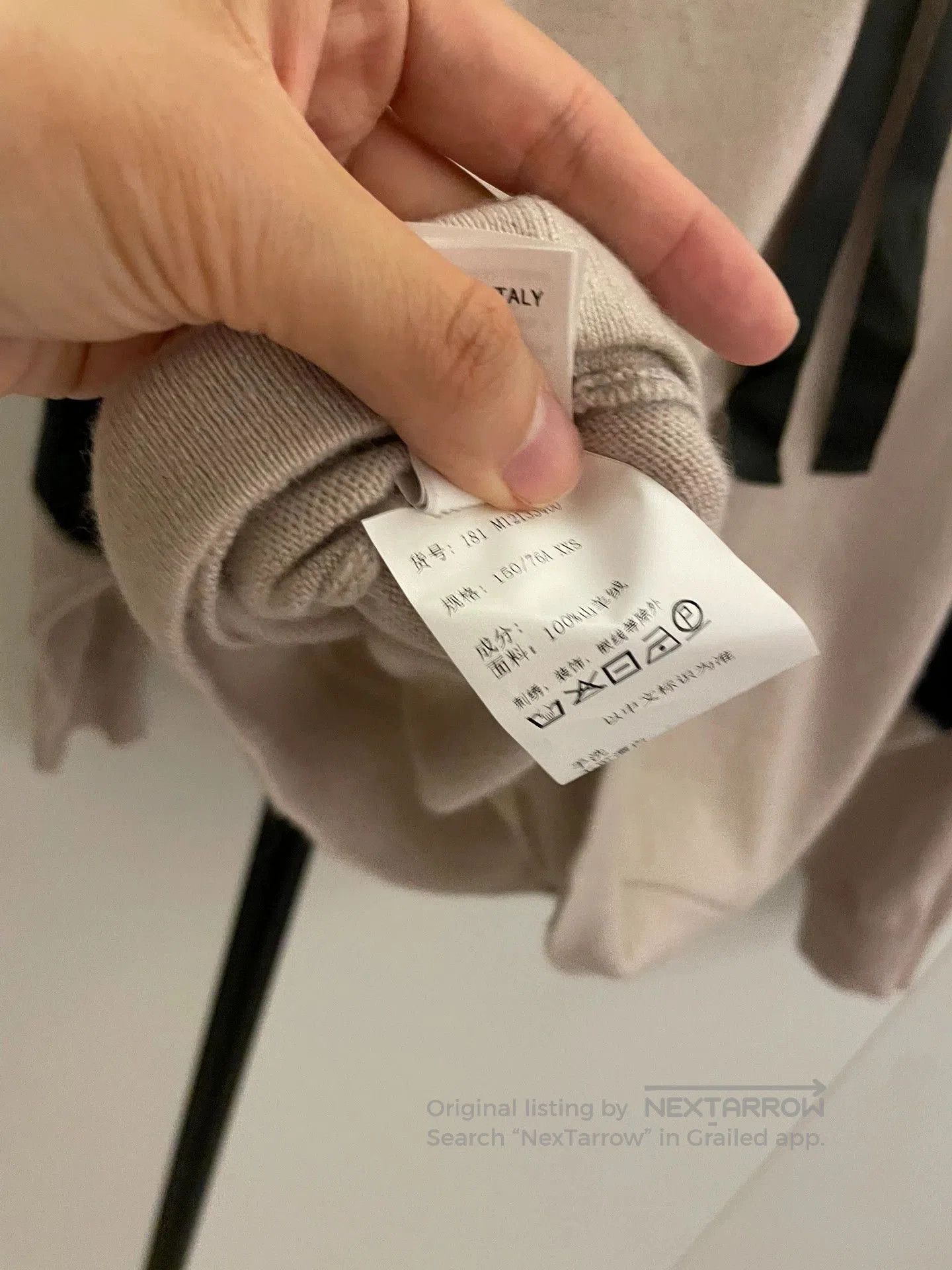 Brunello Cucinelli Brunello Cucinelli Beaded Cashmere Sweater. Size US XXS / EU 40 - 6 Thumbnail