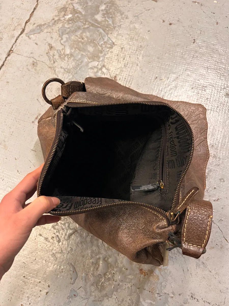 Roberto Cavalli 2000s Roberto Cavalli Leaf Silver Brown Handle Bag Size ONE SIZE - 7 Thumbnail