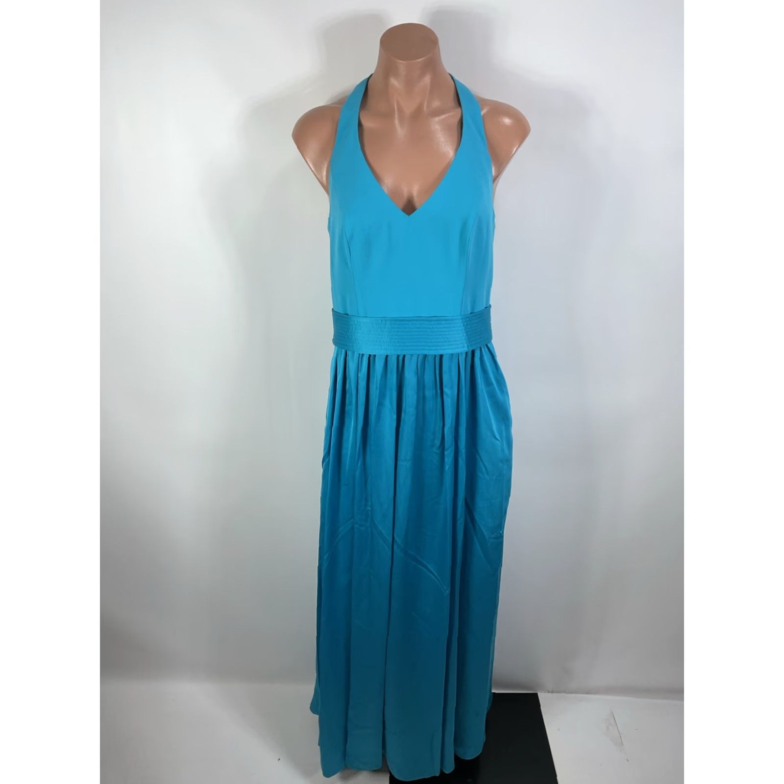 Vera Wang White Blue Halter Formal Dress 6 A-Line Gown Pockets VW360214