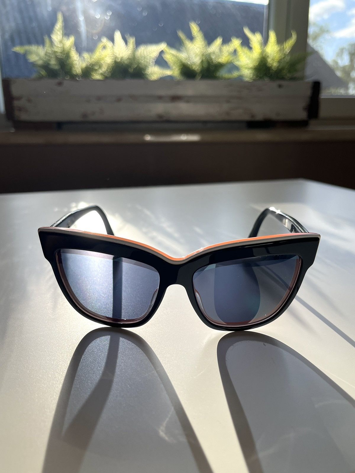 Dior ★0% TAX★ Y2K DIOR GRAPHIC OVERSIZED CAT EYE MASK SUNGLASSES★ Size ONE SIZE - 3 Thumbnail