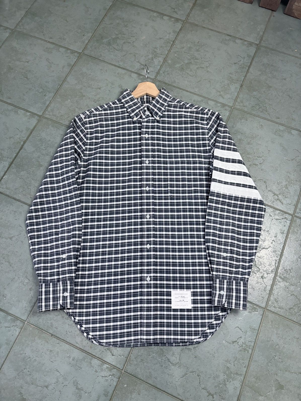 Thom Browne Authentic ‼️Thom Browne Oxford Classic Signature 4-Bar Shirt Size US L / EU 52-54 / 3 - 2 Thumbnail