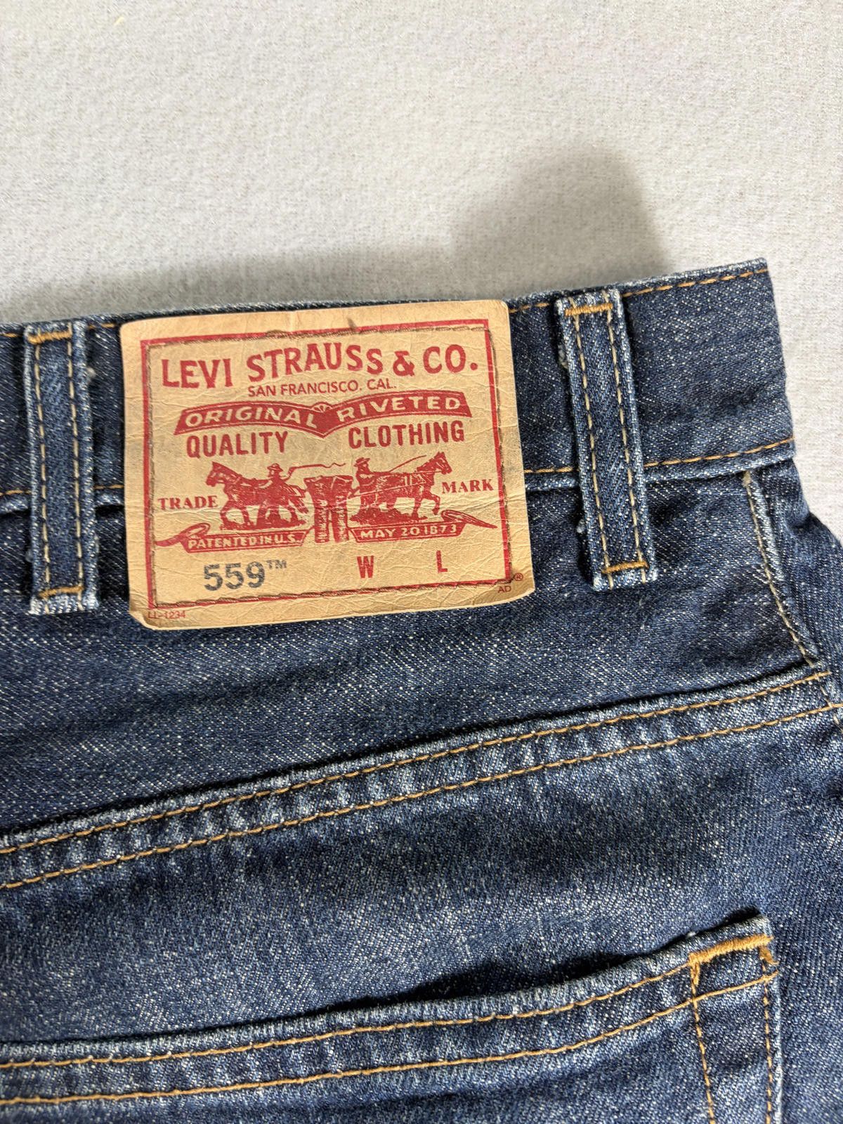 Levi's Levi's 559 Relaxed size L Jeans Blue Denim Medium Wash Size US 42 / EU 58 - 3 Thumbnail