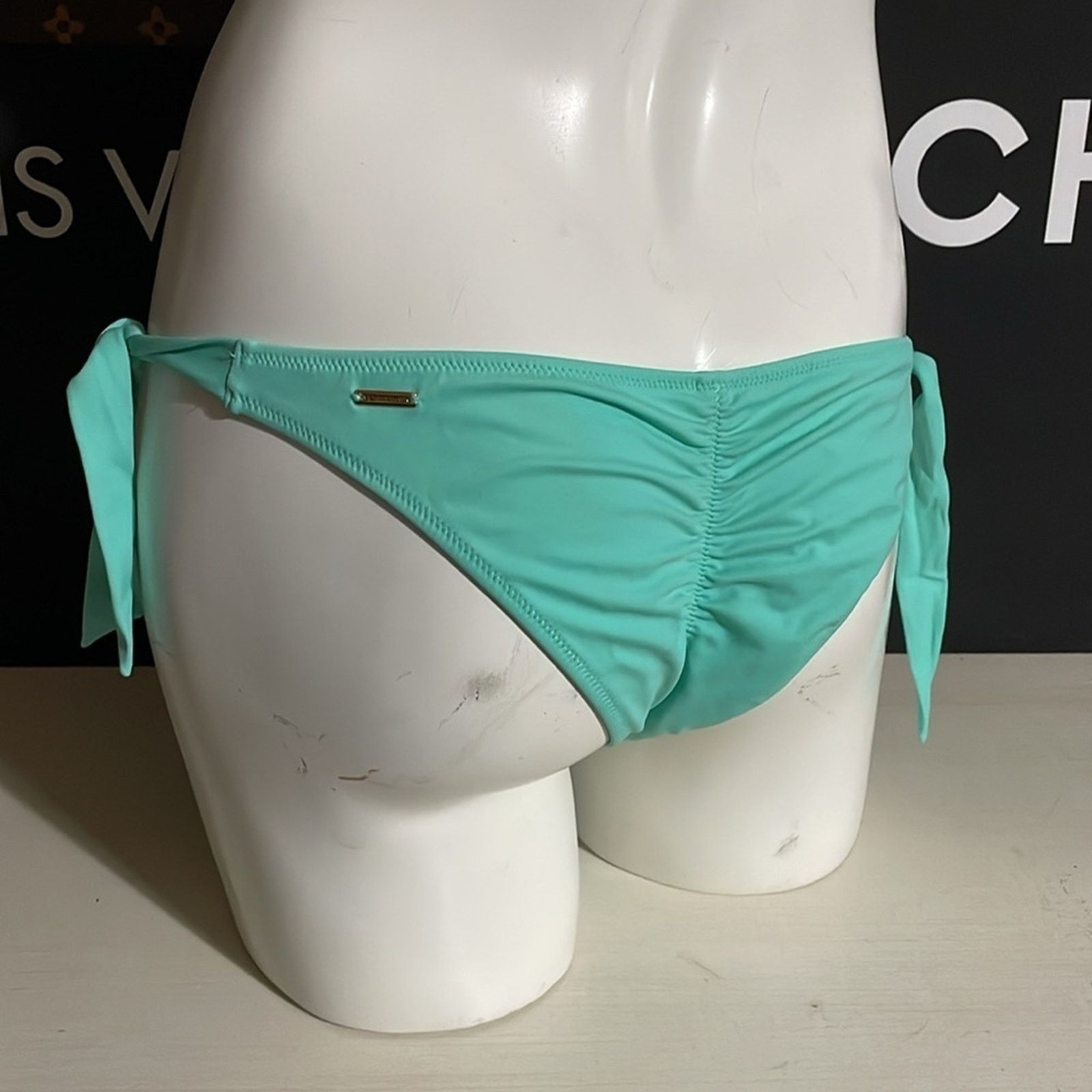 Victoria's Secret Victoria’s Secret Bikini bottom side tie itsy/la culotte de Size ONE SIZE - 8 Thumbnail