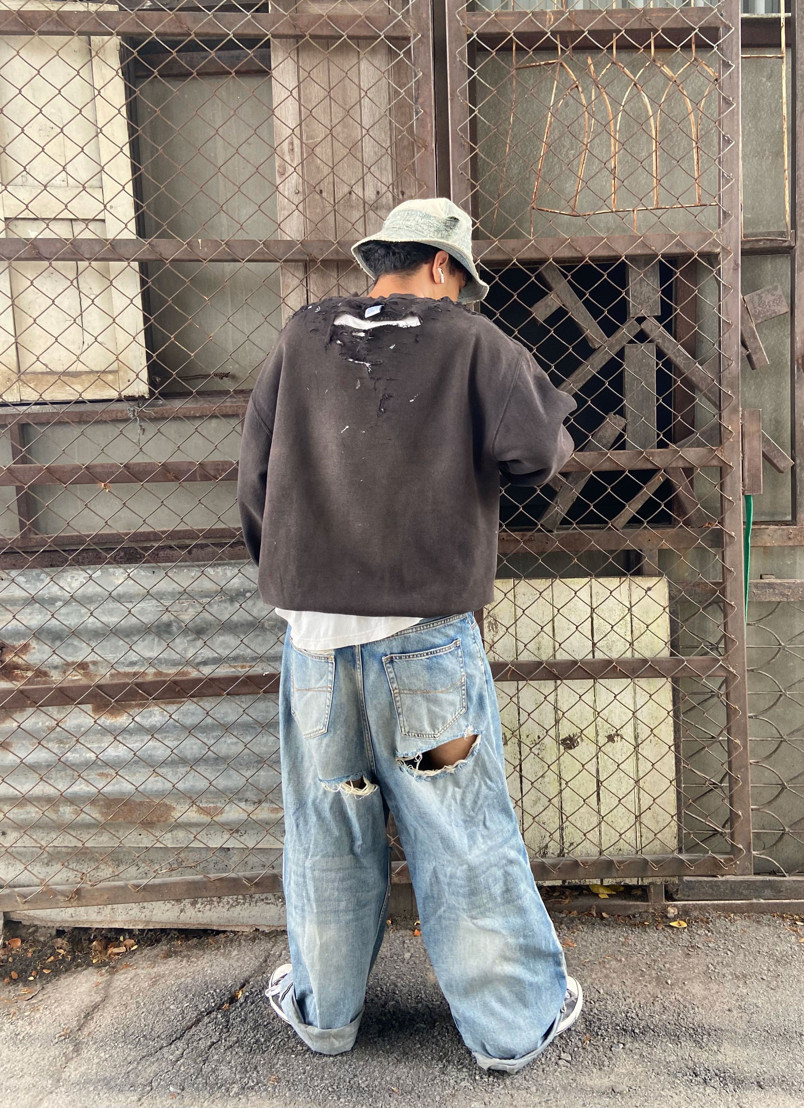 Vintage 90s Thrashed Distressed & Faded Russell Sweatshir ERD Grunge Size US XL / EU 56 / 4 - 10 Thumbnail