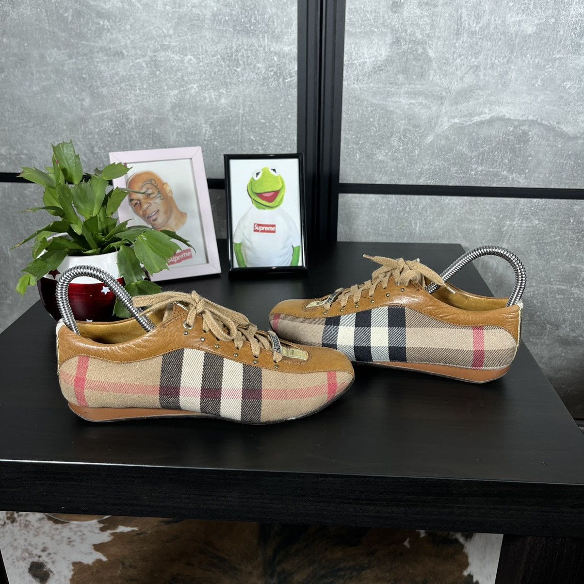 Burberry BURBERRY LOW TOP TRAINERS SNEAKERS SHOES NOVA CHECK WOMENS Size US 5 / EU 37 - 5 Thumbnail