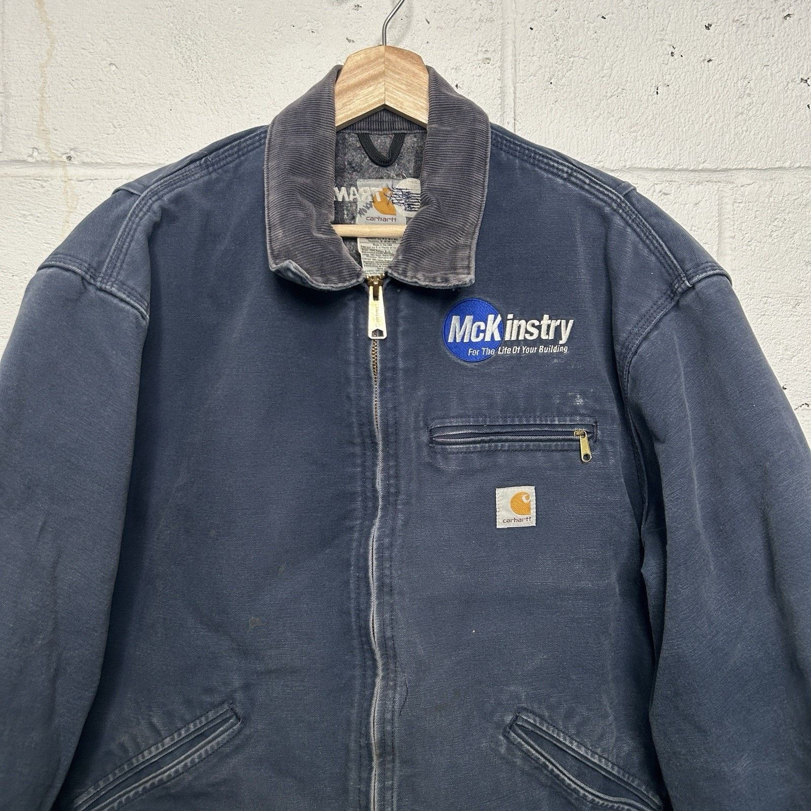 Carhartt Vintage Carhartt Blanket-Lined Detroit Jacket “Navy” J01 NVY Size US L / EU 52-54 / 3 - 3 Thumbnail