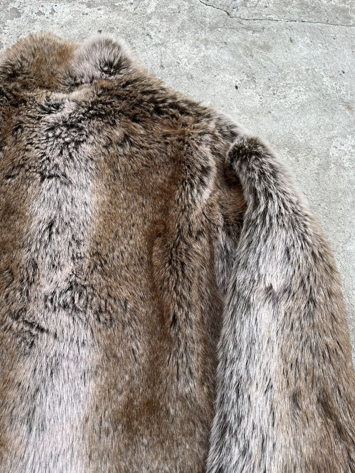 If Six Was Nine × Le Grande Bleu (L.G.B.) Vintage Fluffy Gothic JPG Style Eco Fur Faux Coat Jacket Y2K Size M / US 6-8 / IT 42-44 - 17 Thumbnail